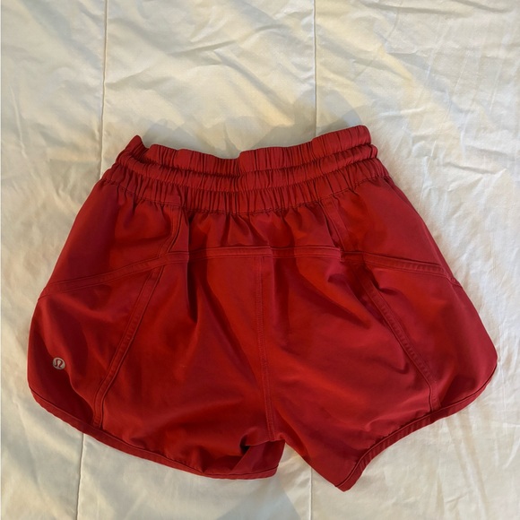 Lululemon Tracker Short V 4” Persian Red - Picture 5 of 5